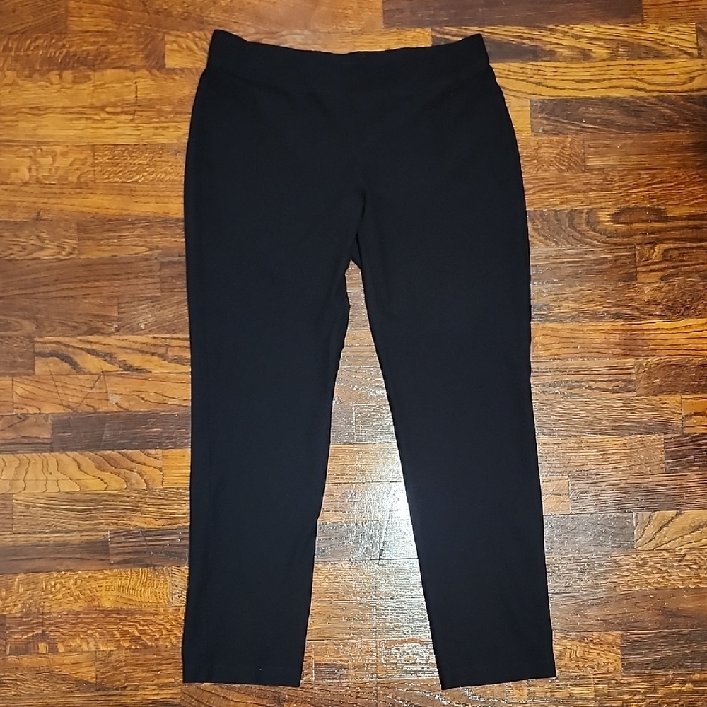 Eileen Fisher Black Straight Leg Legging Pants Elastic Waist Viscose Blend Small